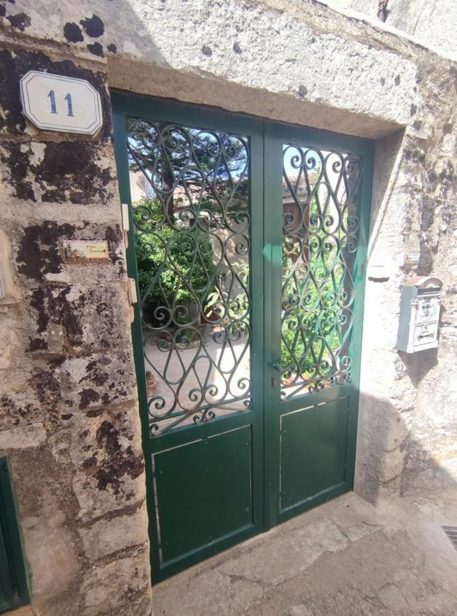 Cortile Via Sales 11 Erice Exterior foto